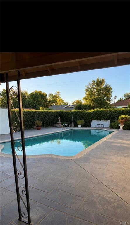 1753 N San Antonio Ave - Photo 2 of 2
