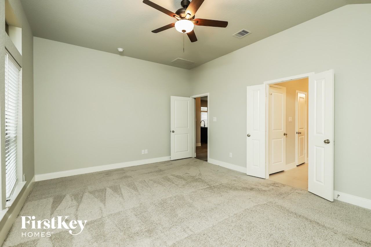 2980 Grove Way - Photo 7 of 15