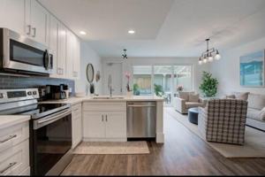 featured image of 272 Murray Court