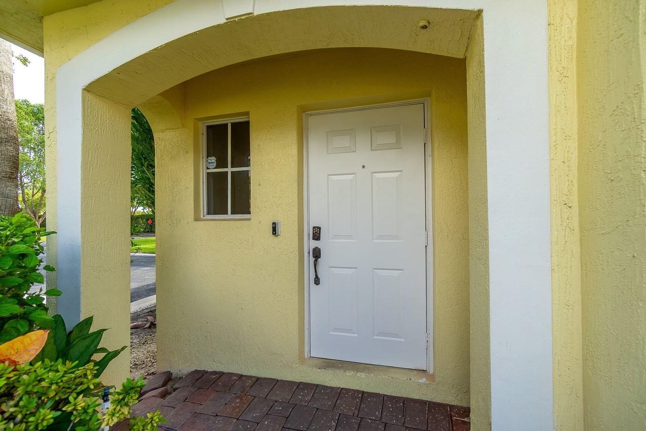 1035 Imperial Lake Rd - Photo 3 of 50