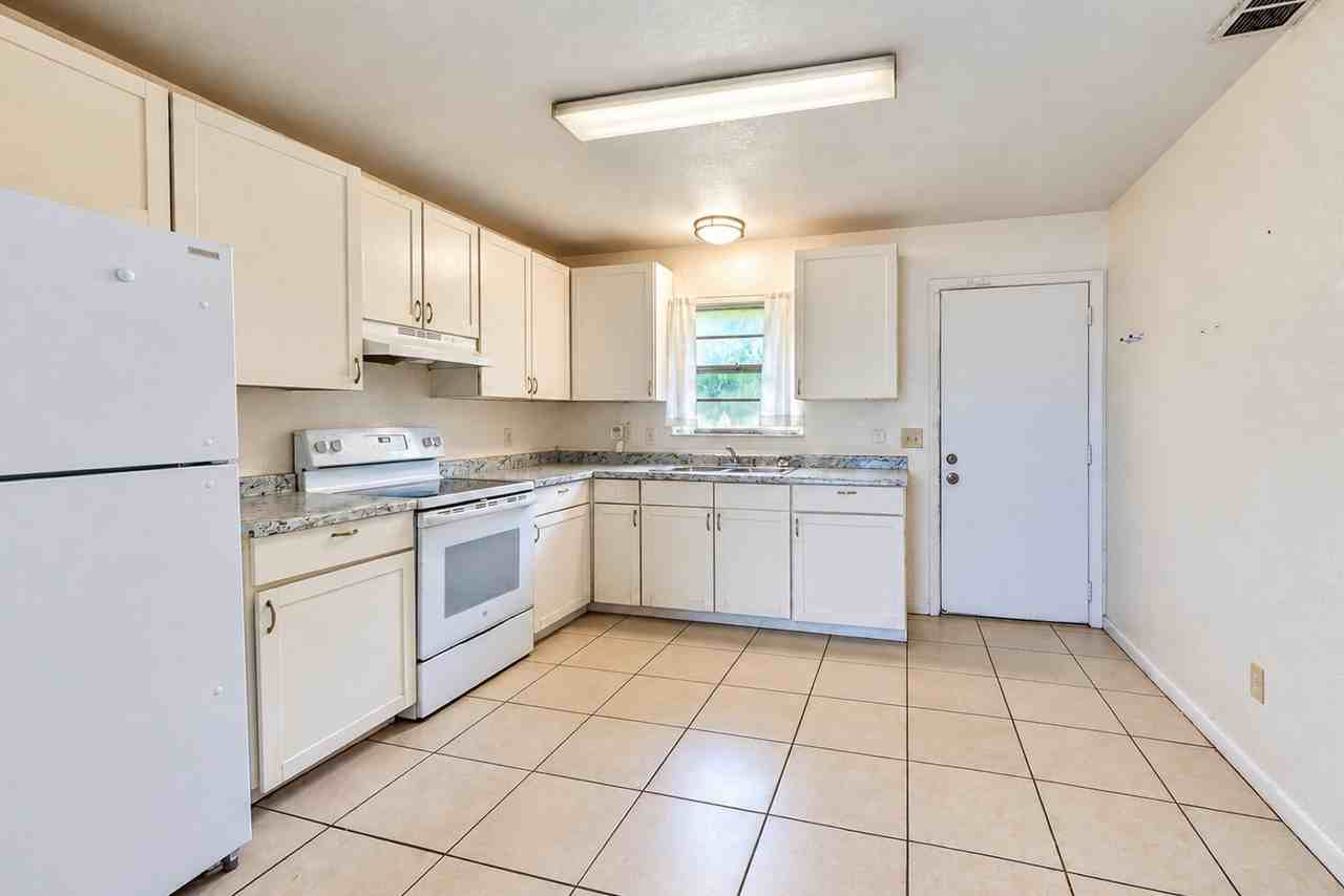 819 King Orange Dr - Photo 4 of 18