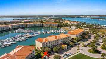 featured image of 9 Harbour Isle Dr E #102