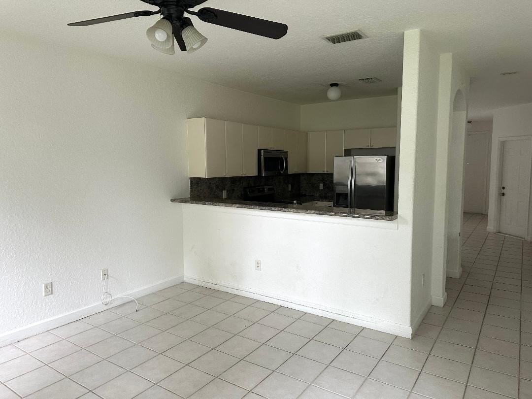 2307 Shoma Ln - Photo 5 of 12