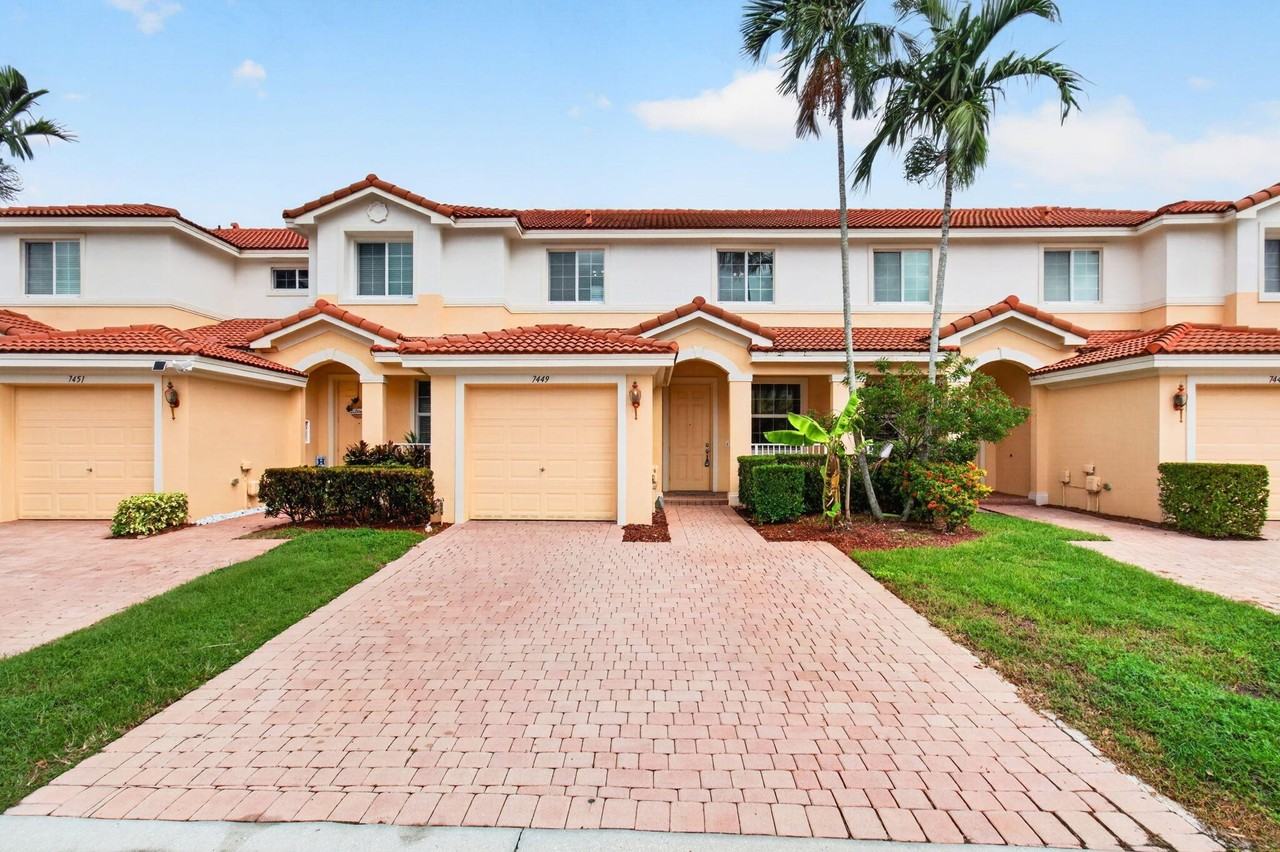 7449 Sarentino Ln