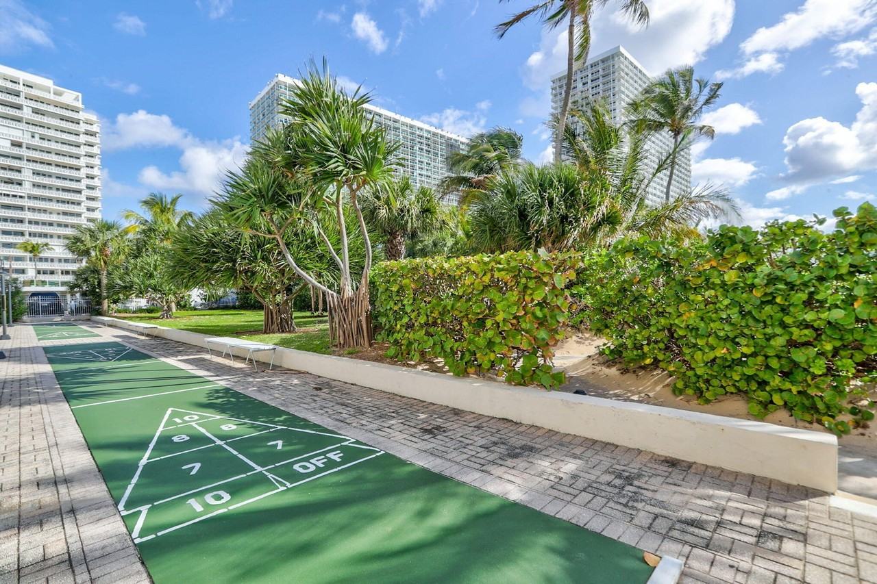 2100 S Ocean Dr #7CD - Photo 2 of 41