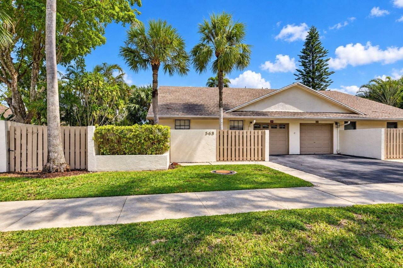 568 Sw 28th Ave - Photo 4 of 50