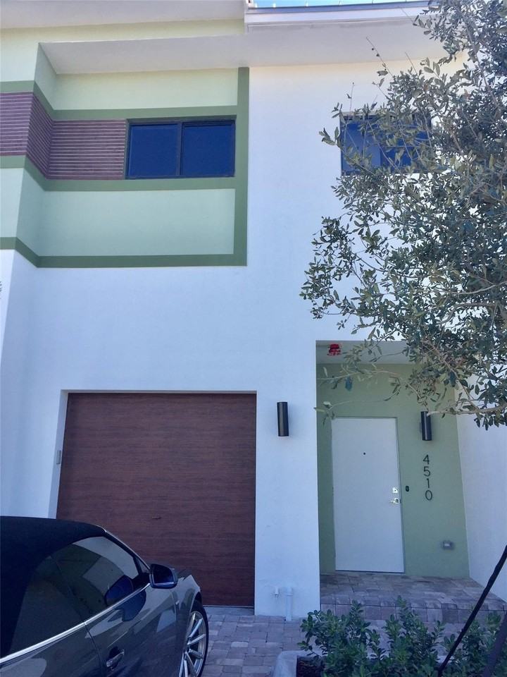 4510 Nw 8th Ct #4510 - Photo 3 of 22