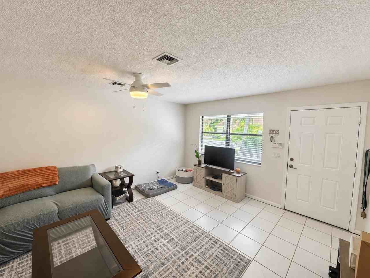 9258 Green Meadows Way - Photo 2 of 8