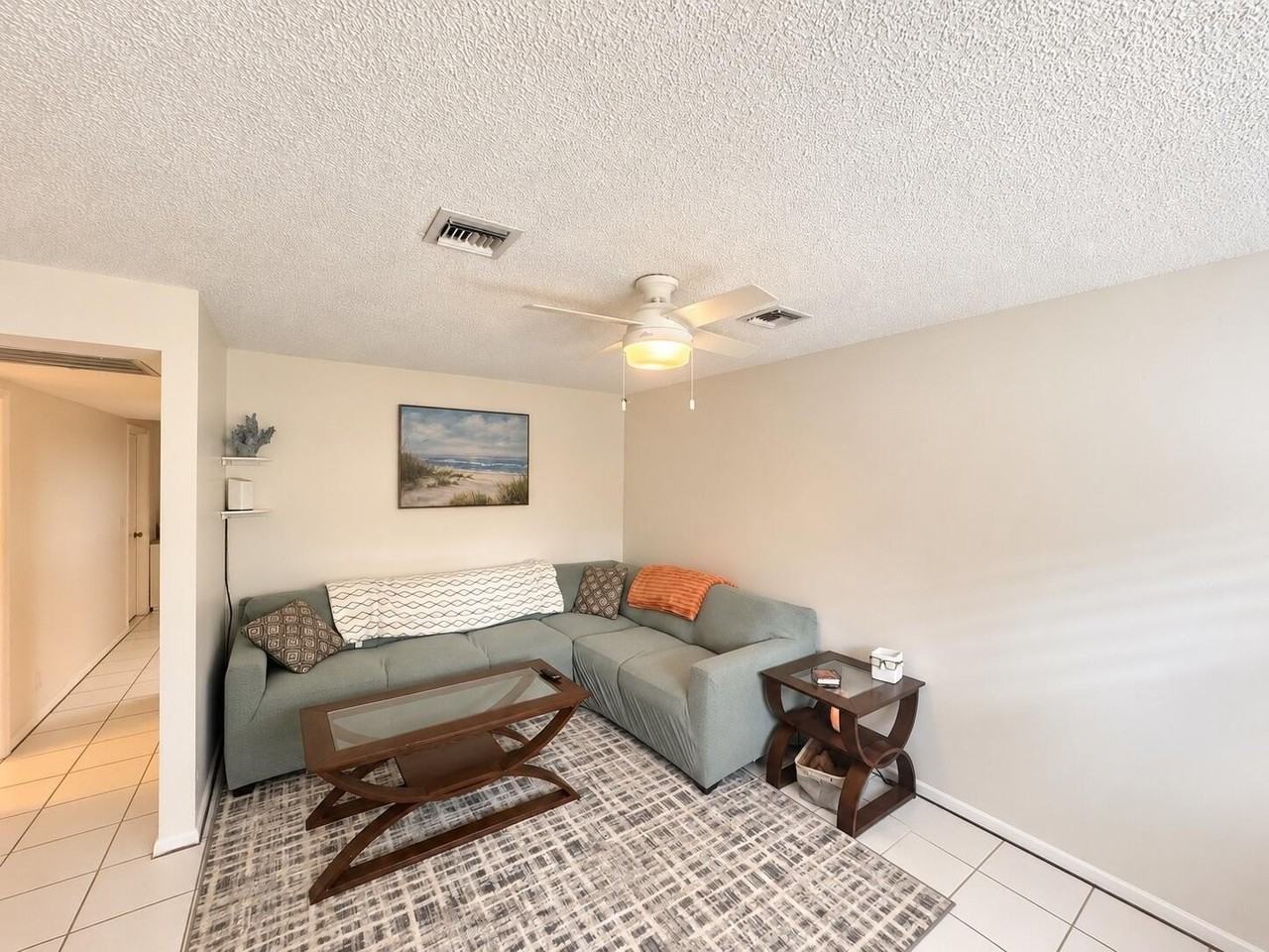 9258 Green Meadows Way - Photo 3 of 8