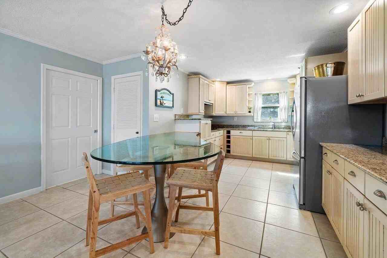 1457 Ne Ocean Blvd #1 - Photo 4 of 45