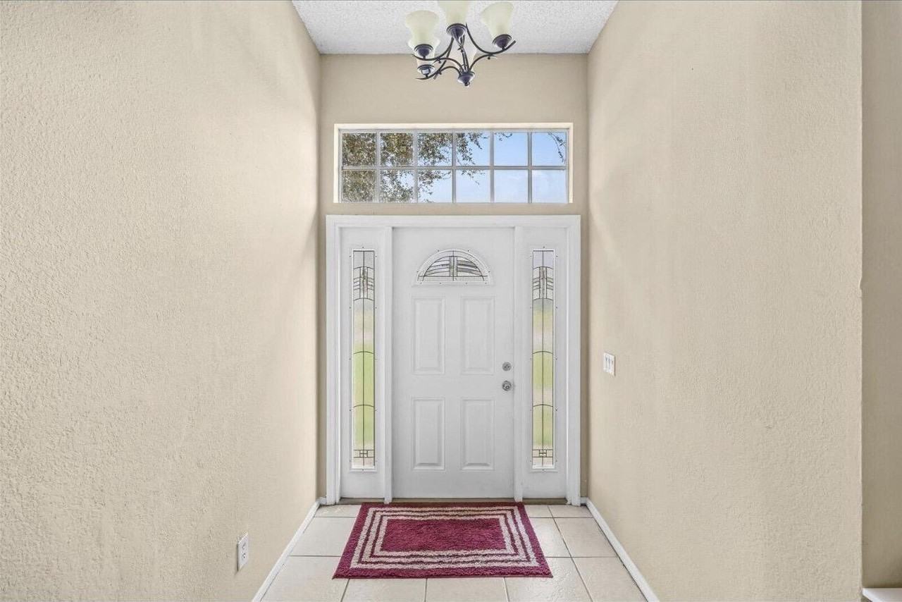 1155 Sw Alexandria Ave - Photo 3 of 9