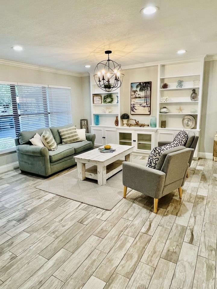 115 Ne 18th St - Photo 5 of 36