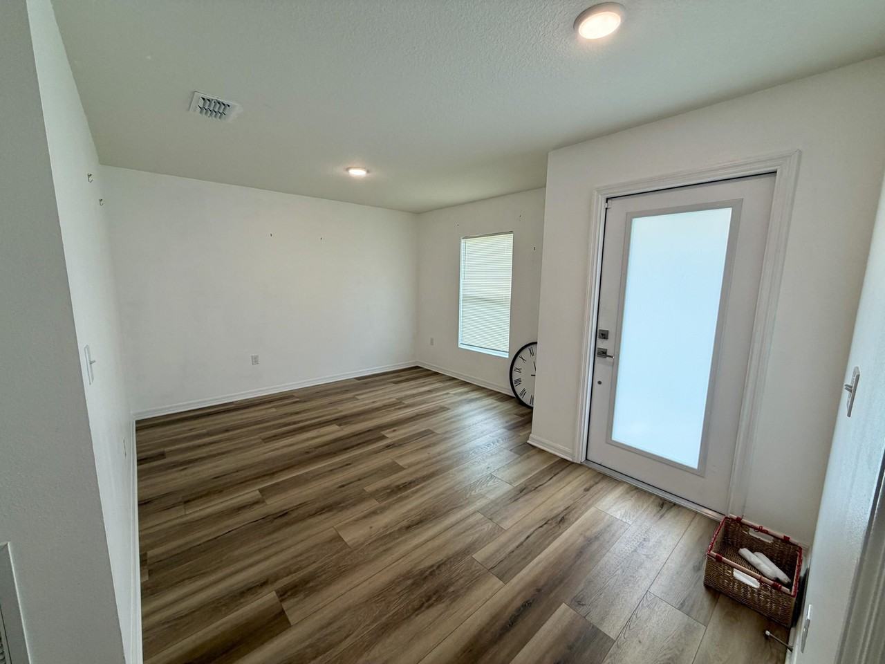597 Nw Kilpatrick Ave - Photo 4 of 38