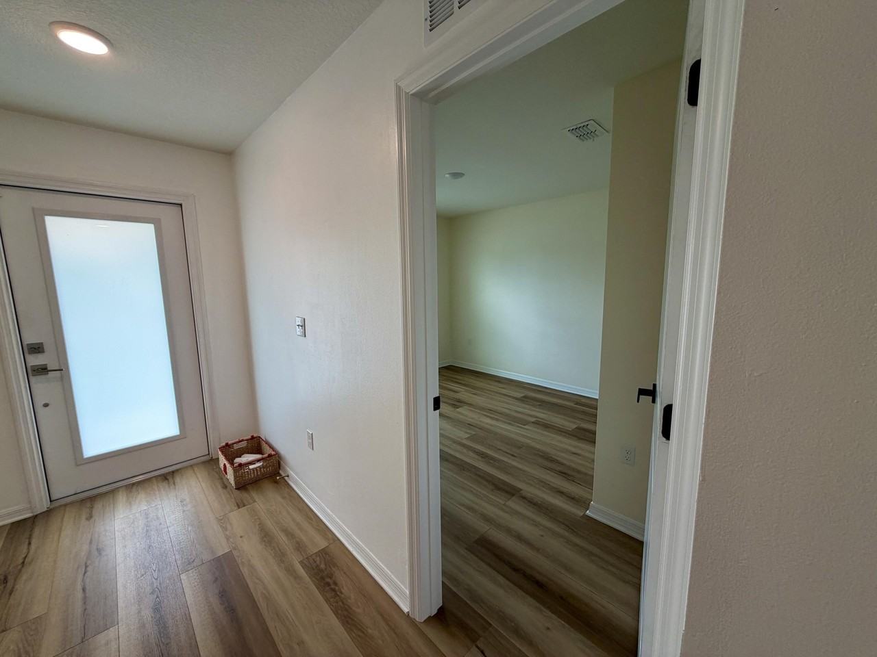 597 Nw Kilpatrick Ave - Photo 5 of 38
