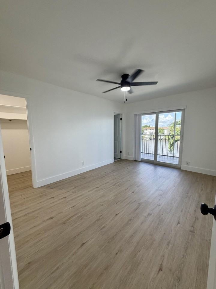 630 Southwind Cir #1 - Photo 5 of 17