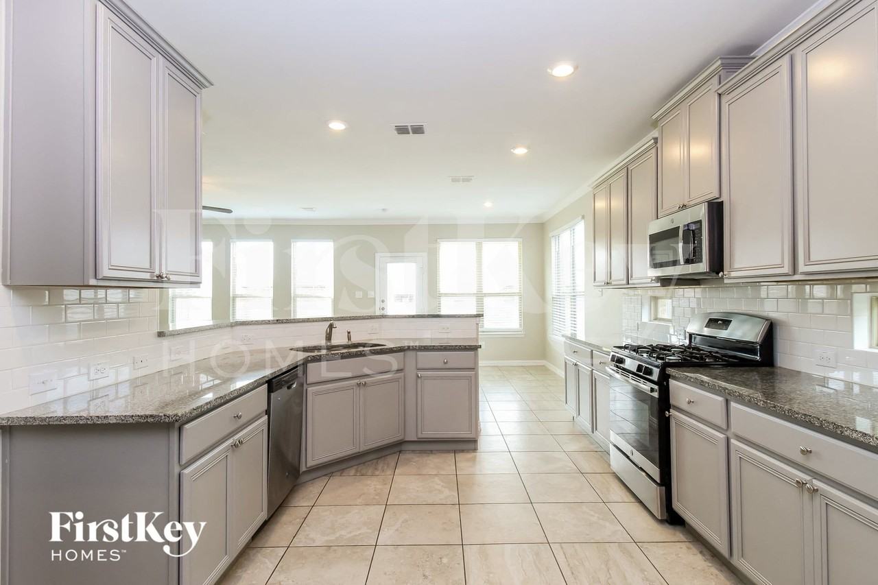 14708 Rocky Face Ln - Photo 6 of 15