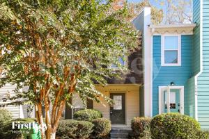 featured image of 6582 Wellington Sq