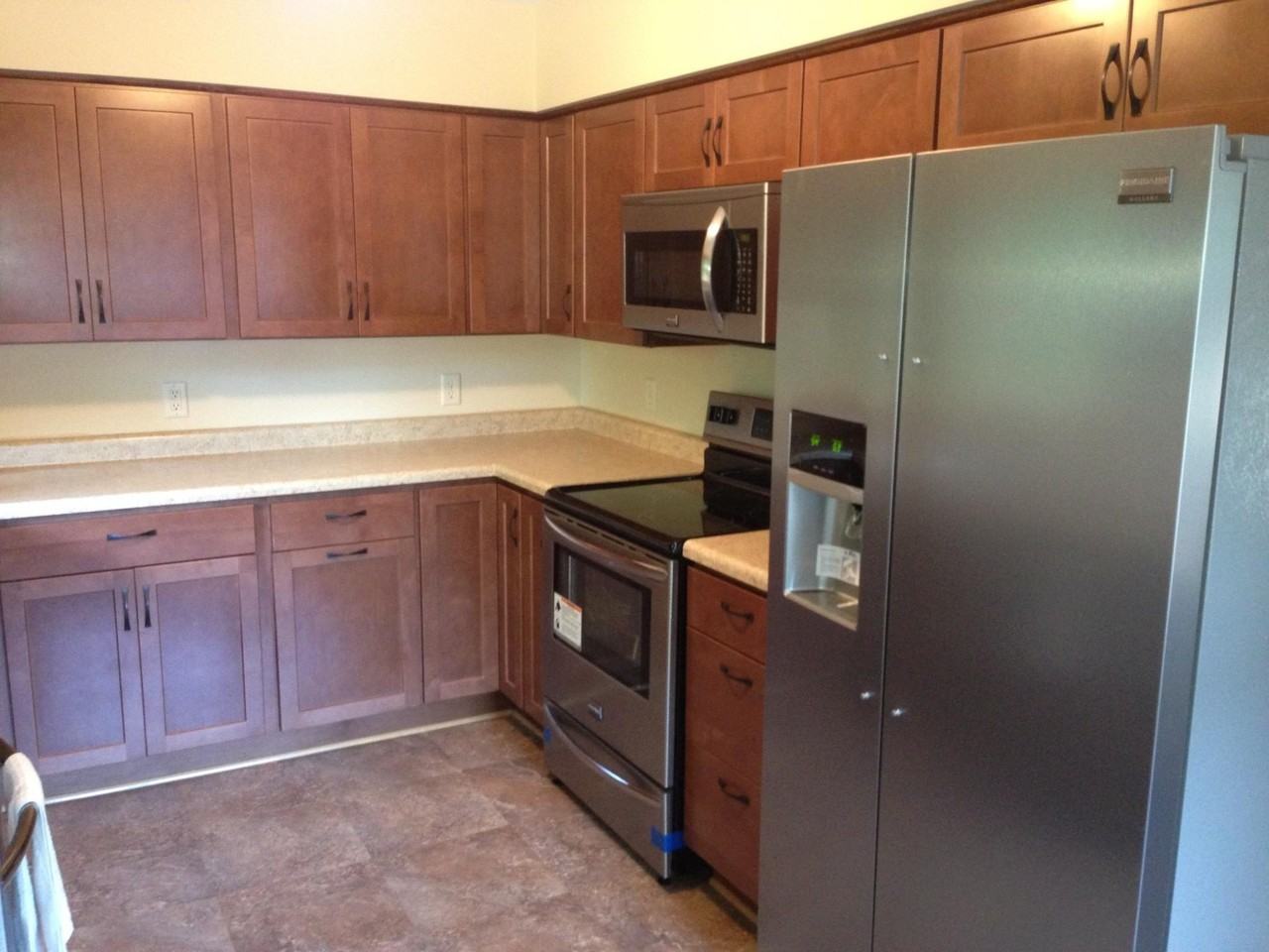 806 Summer St - Photo 5 of 11