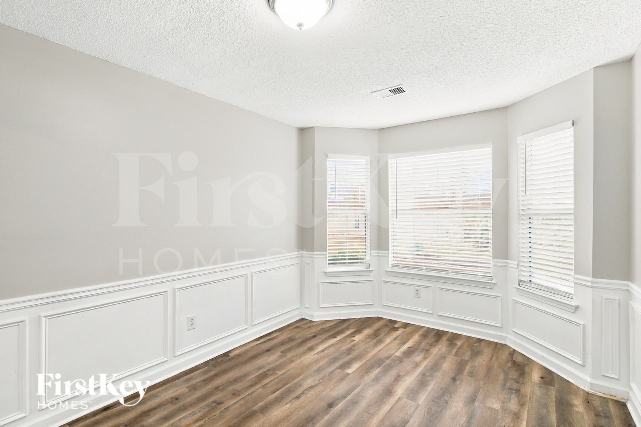 3572 Poplar Shoals Ln - Photo 3 of 19