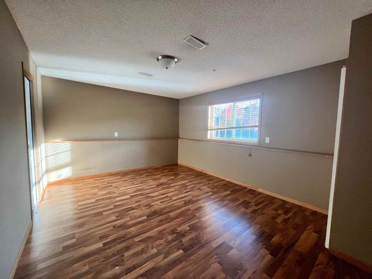 10113 Indigo Dr - Photo 5 of 31