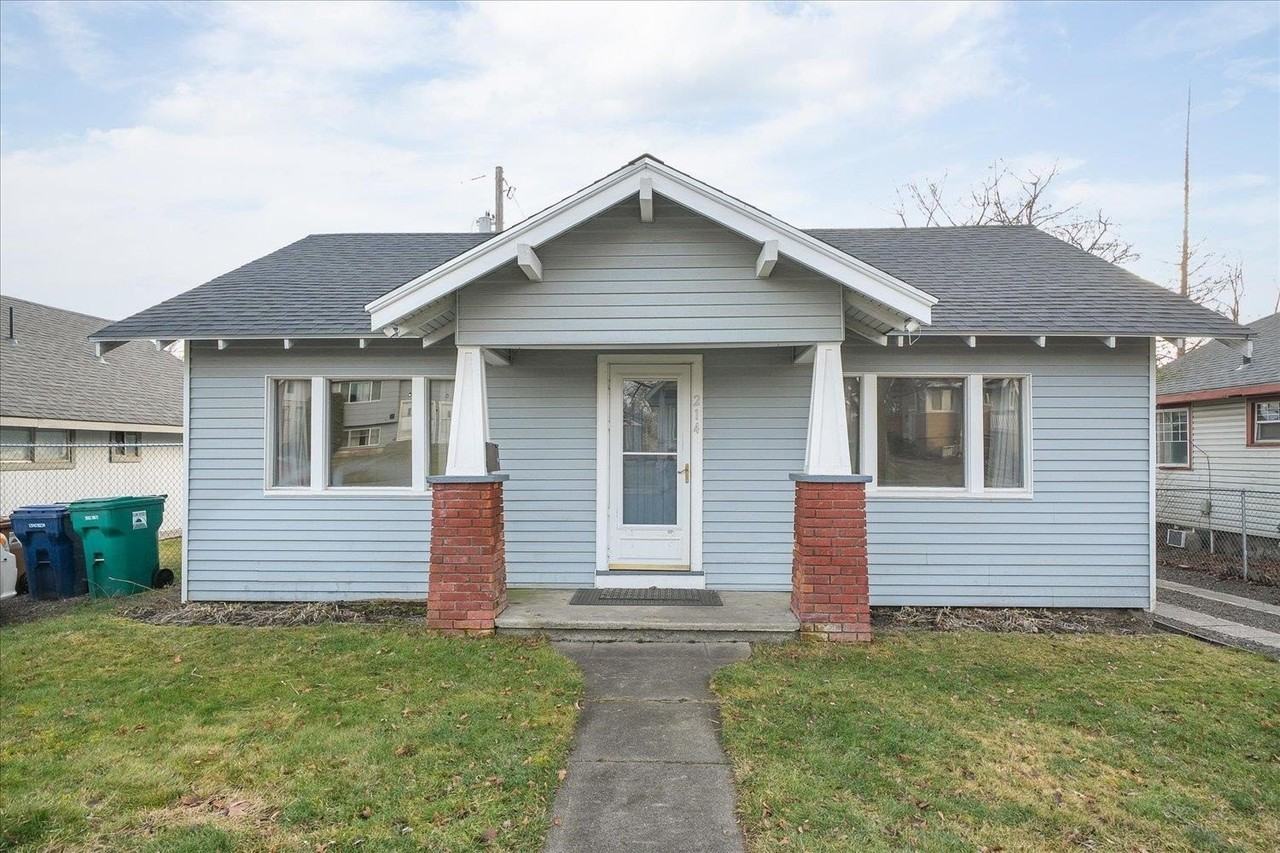 214 E Euclid Ave - Photo 2 of 22