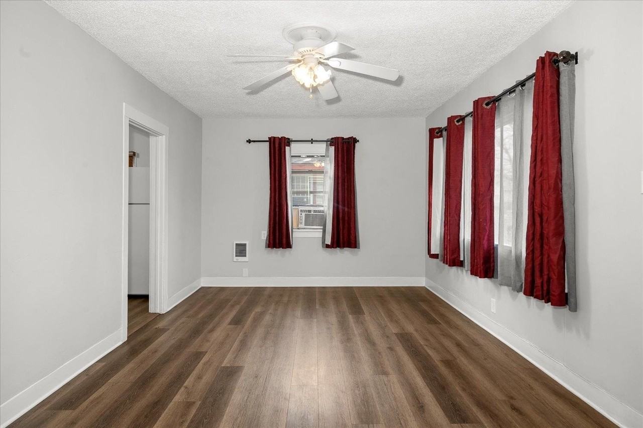 214 E Euclid Ave - Photo 6 of 22