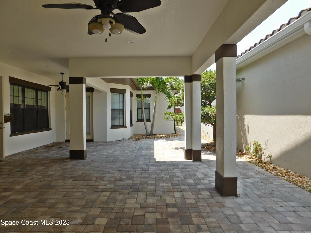 2242 Rodina Dr - Photo 4 of 19