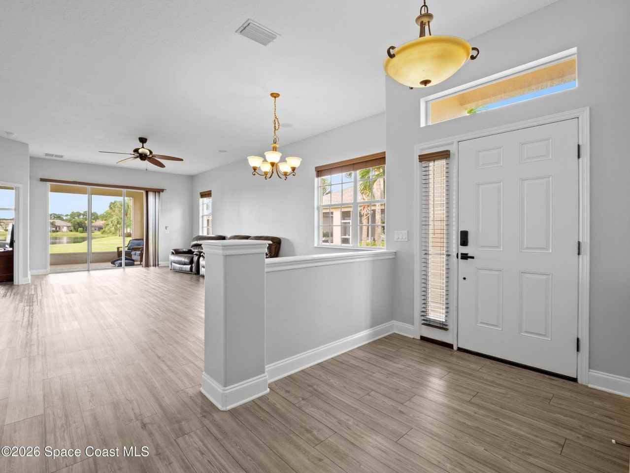1317 Ballinton Dr - Photo 3 of 33