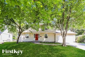 featured image of 8408 W 89th St