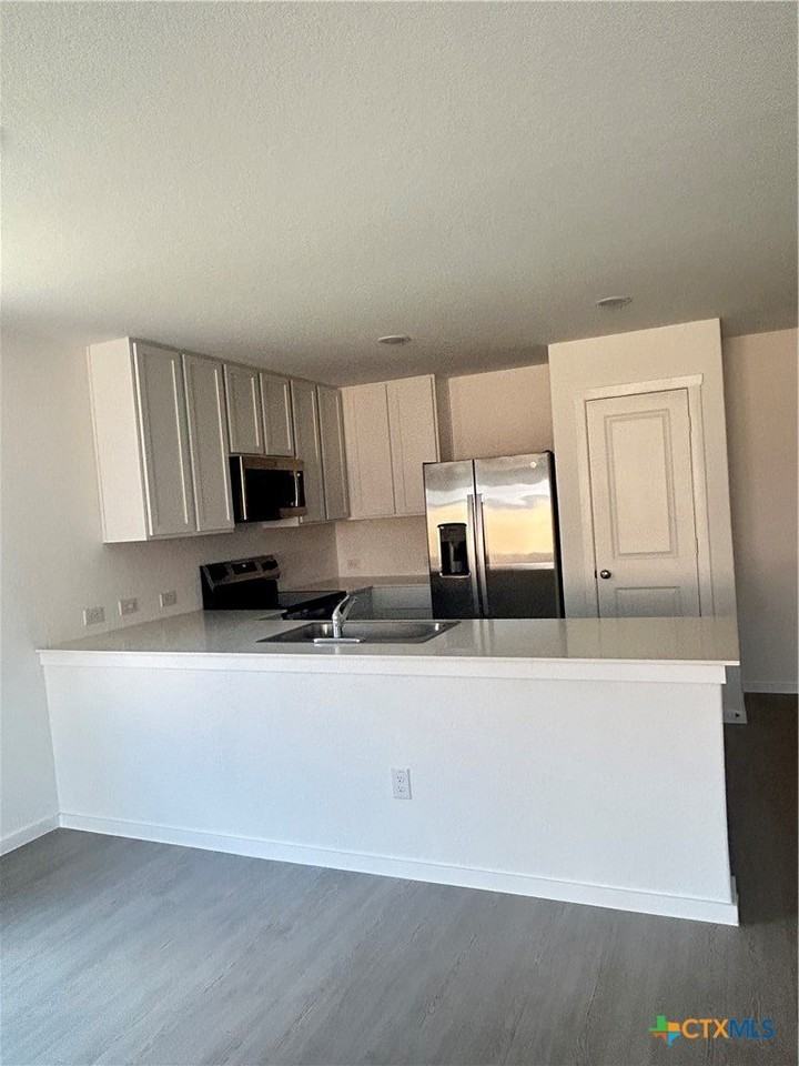 819 Summit Ter - Photo 6 of 16