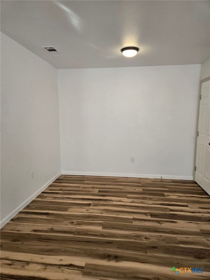 710 Parmer Ave #A - Photo 4 of 5