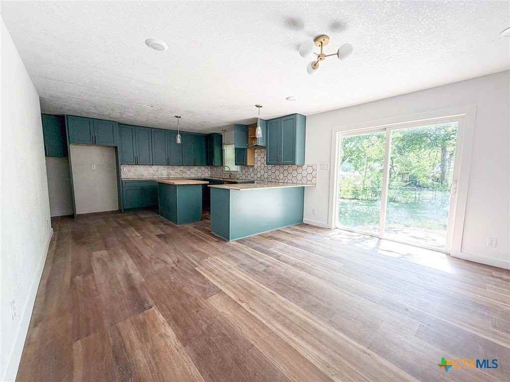 707 S 34th St - Photo 5 of 23