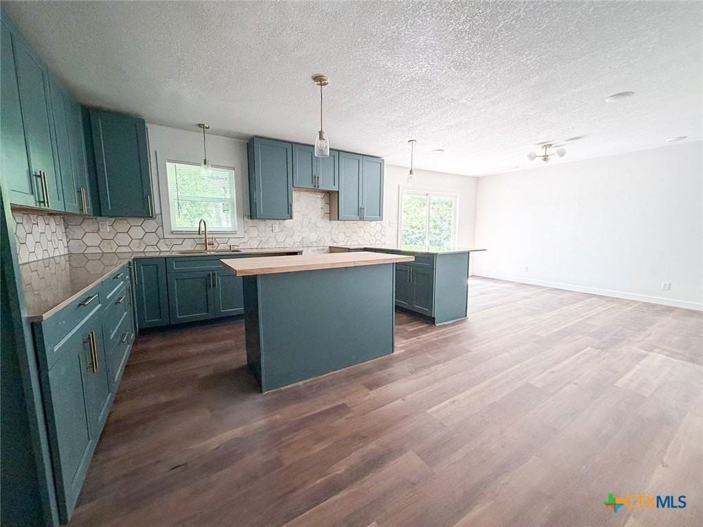 707 S 34th St - Photo 7 of 23
