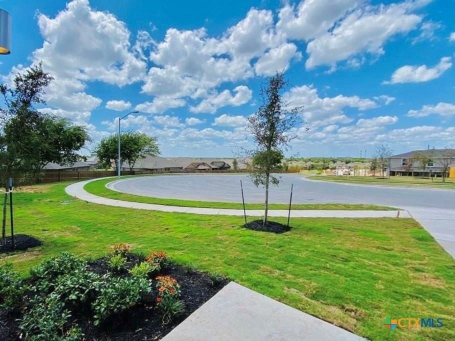 1001 Winnsboro Loop - Photo 4 of 40