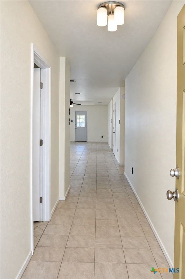 9011 Sandyford Ct - Photo 2 of 42