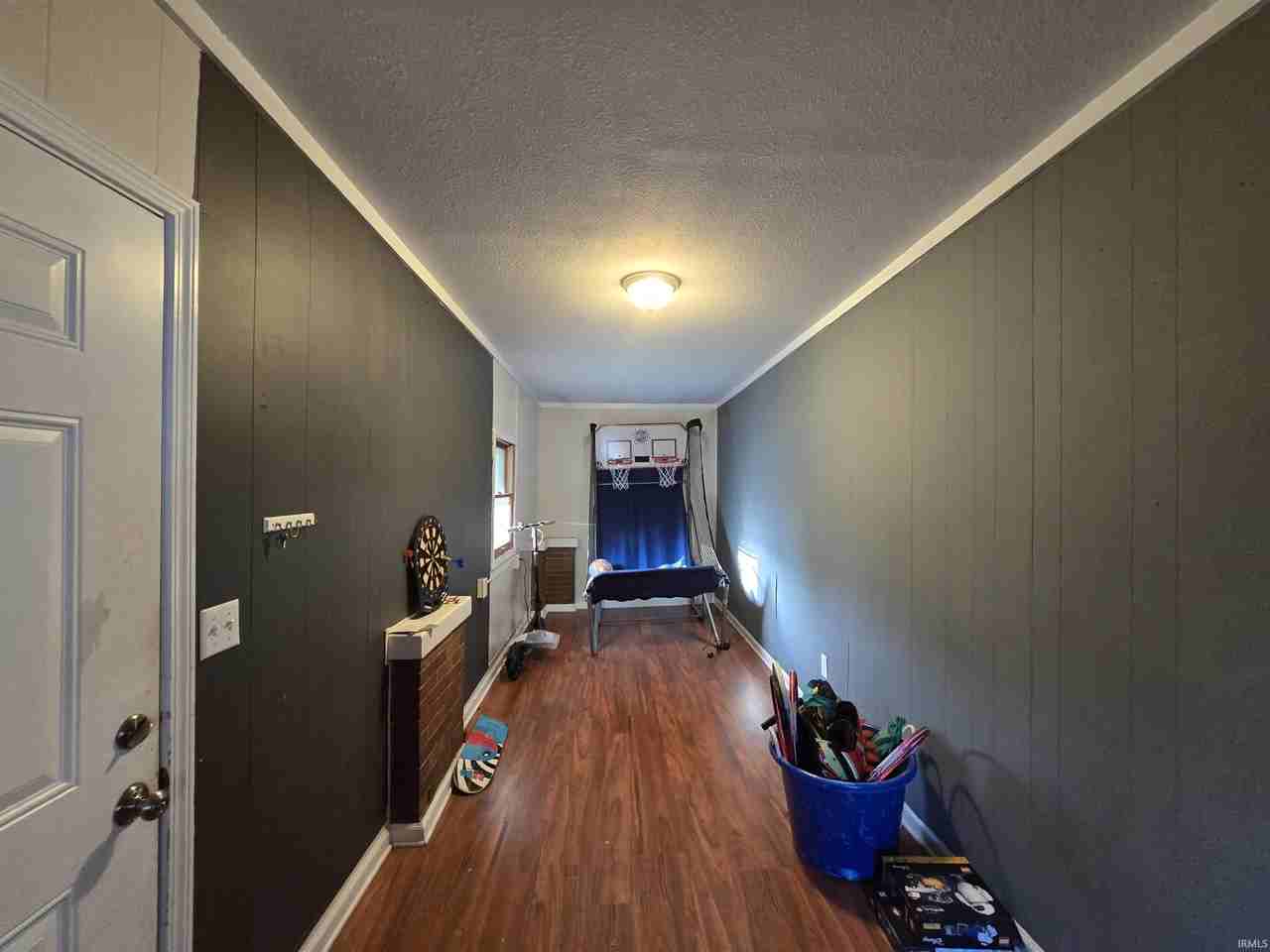 518 N Hart St - Photo 3 of 20