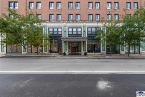 featured image of 35 N 6th St