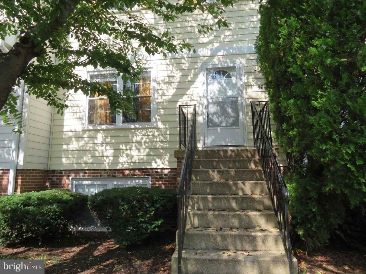 1602 W Bancroft Ln - Photo 6 of 46