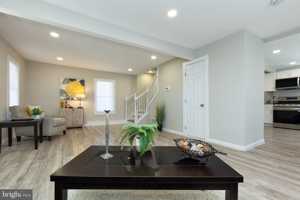 featured image of 2407 Hammonds Ferry Rd
