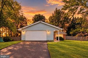 featured image of 5614 Daniel Cir