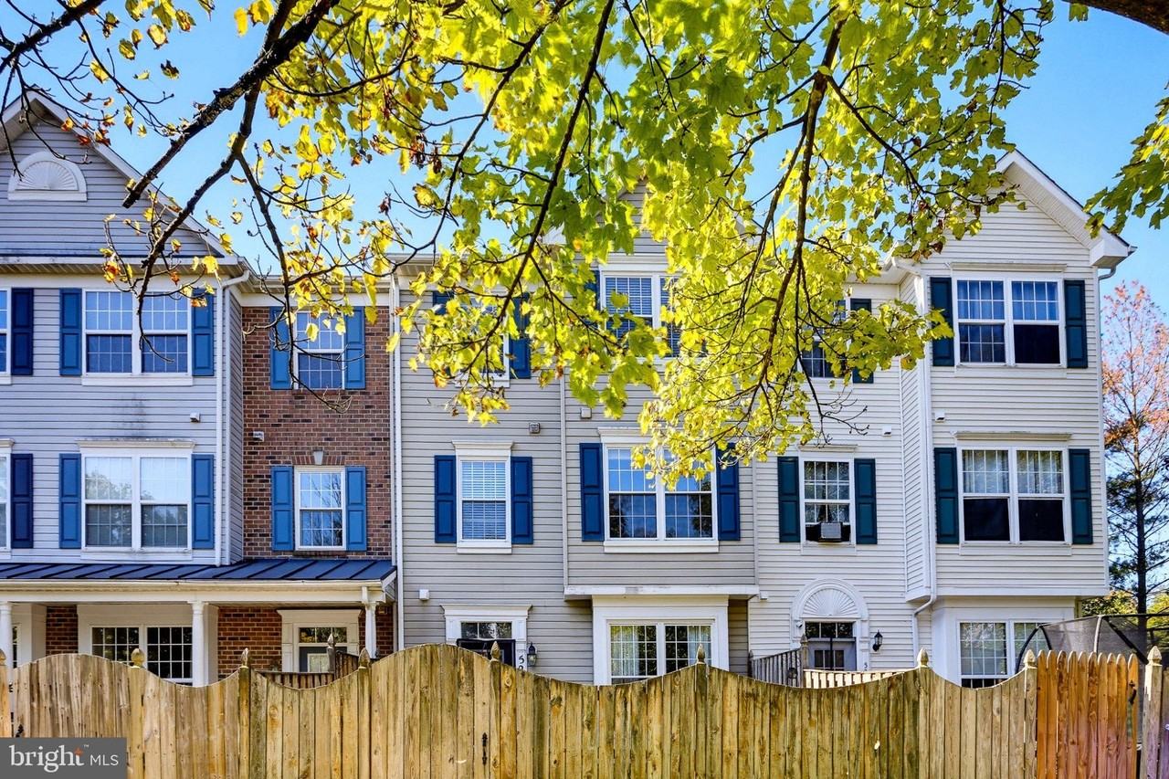 5210 Duke Ct - Photo 3 of 39
