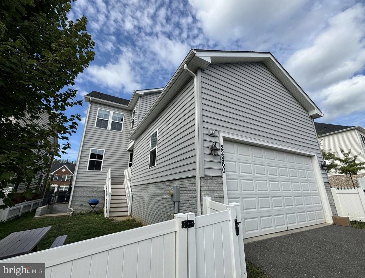 22860 Glacier Lily Dr - Photo 3 of 3