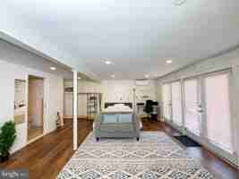 featured image of 9300 Colesville Rd