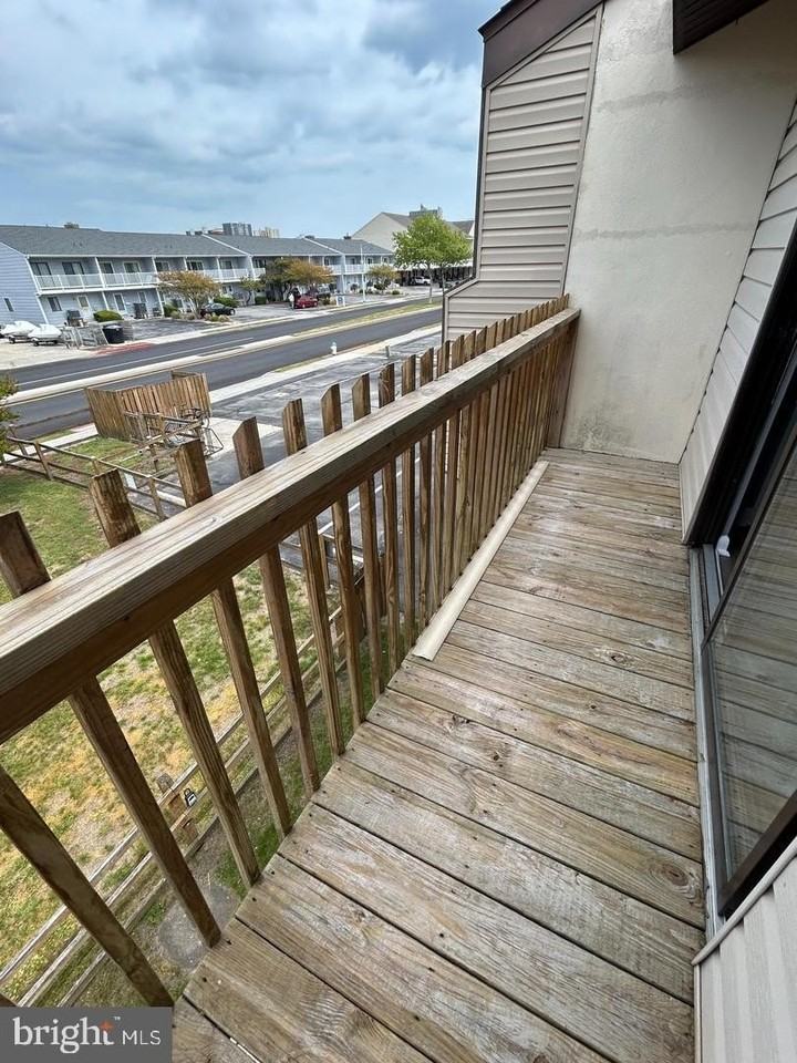 635 94th St #10J - Photo 7 of 31