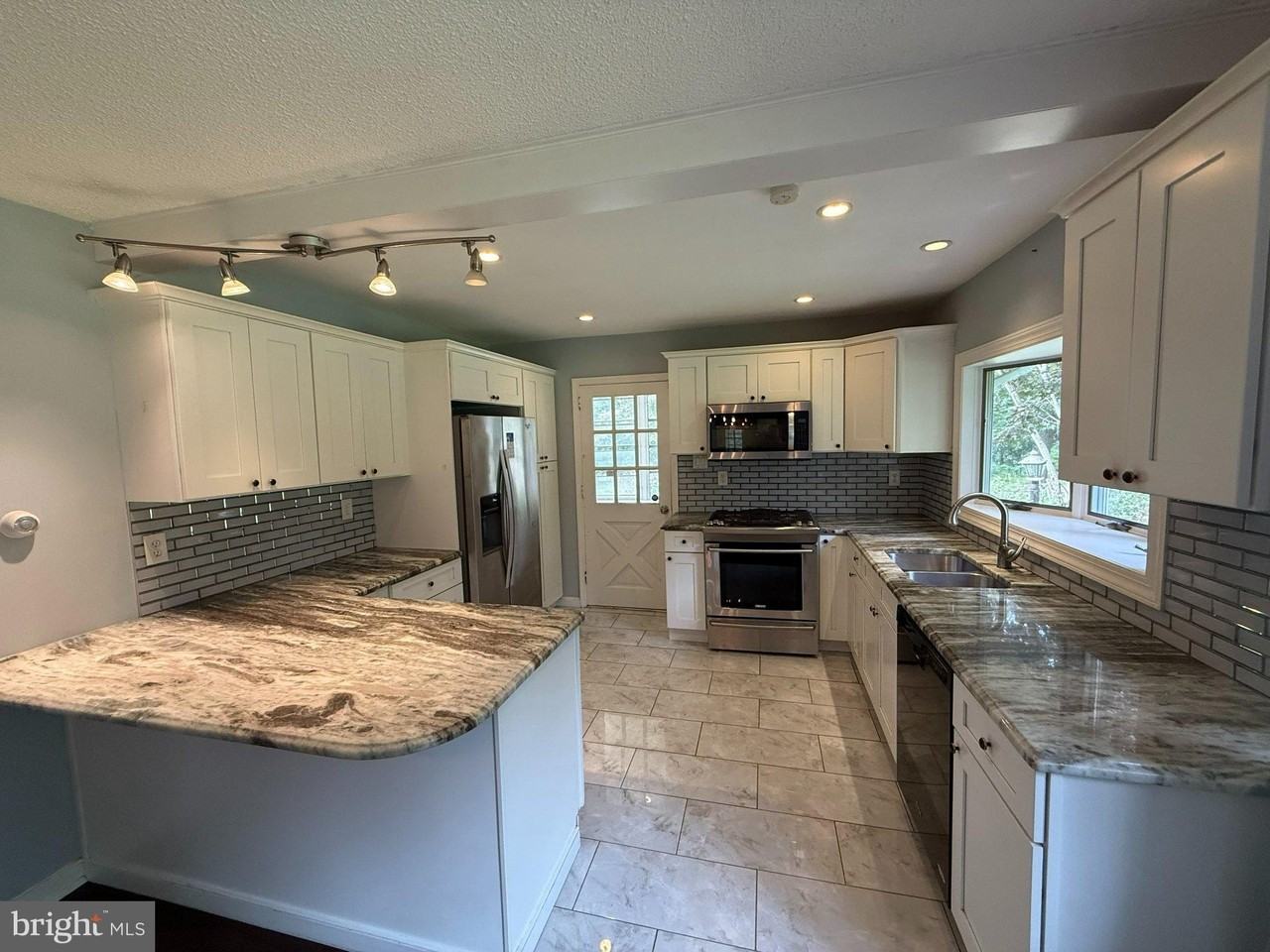 103 Watsontown New Freedom Rd - Photo 5 of 25