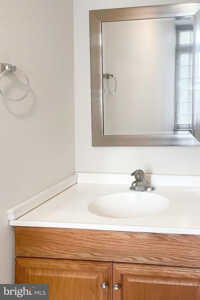 131 W Middle St - Photo 7 of 17