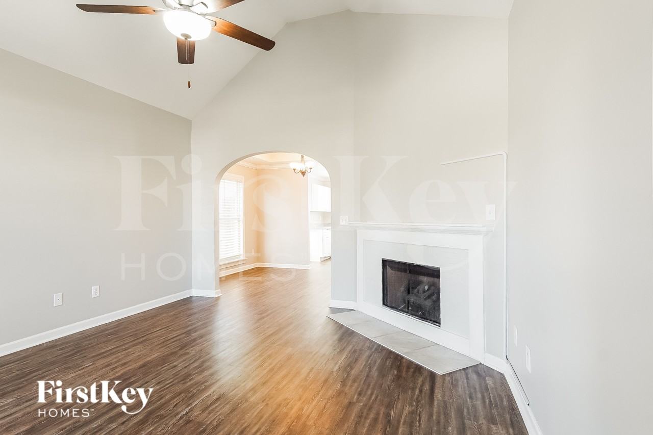 193 Creekstone Trl - Photo 4 of 16