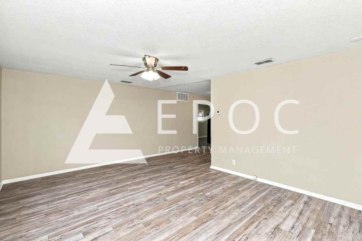 2611 Lawrence Rd - Photo 5 of 30