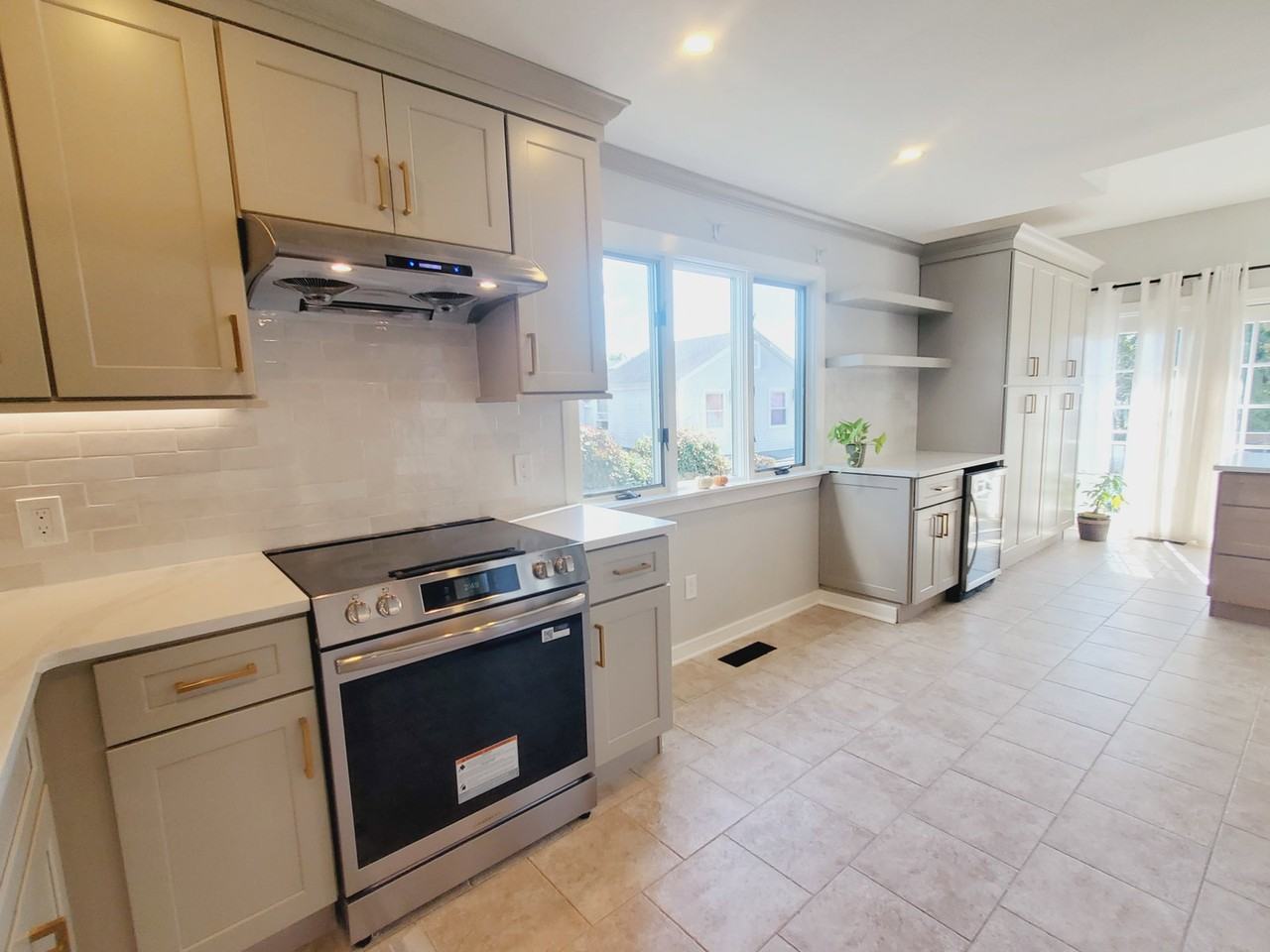 88 Dean St #3 - Photo 4 of 8