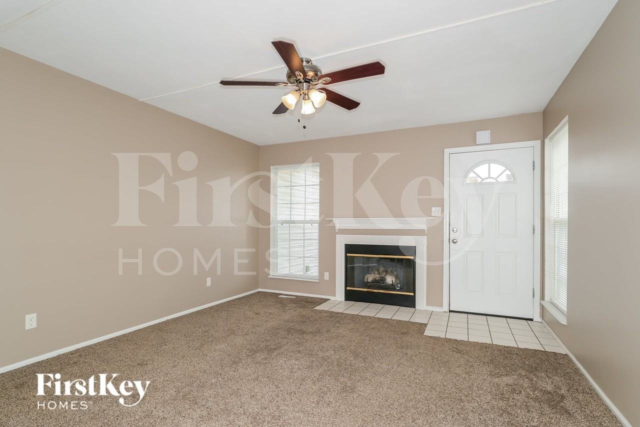 1266 Garden Village Dr - Photo 4 of 19